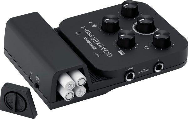 Roland GO:MIXER PRO-X Audio Mixer for Smartphones - Gambar 2