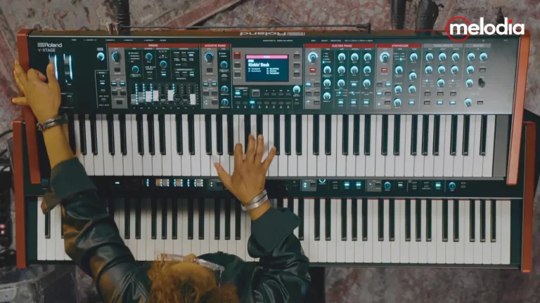 Roland V-stage Keyboard Synthesizer