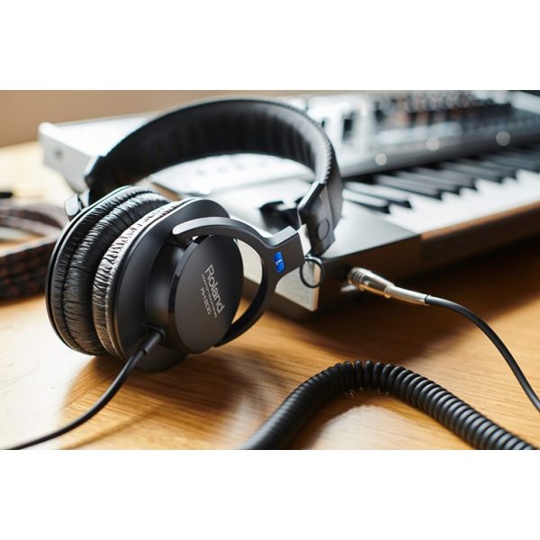 Roland RH-200 Studio Quality Monitoring Headphones with Coiled Cable - Gambar 2