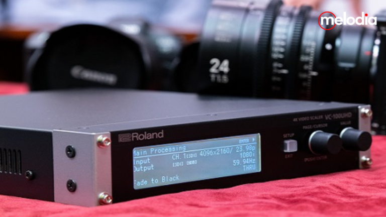 Roland VC-100UHD