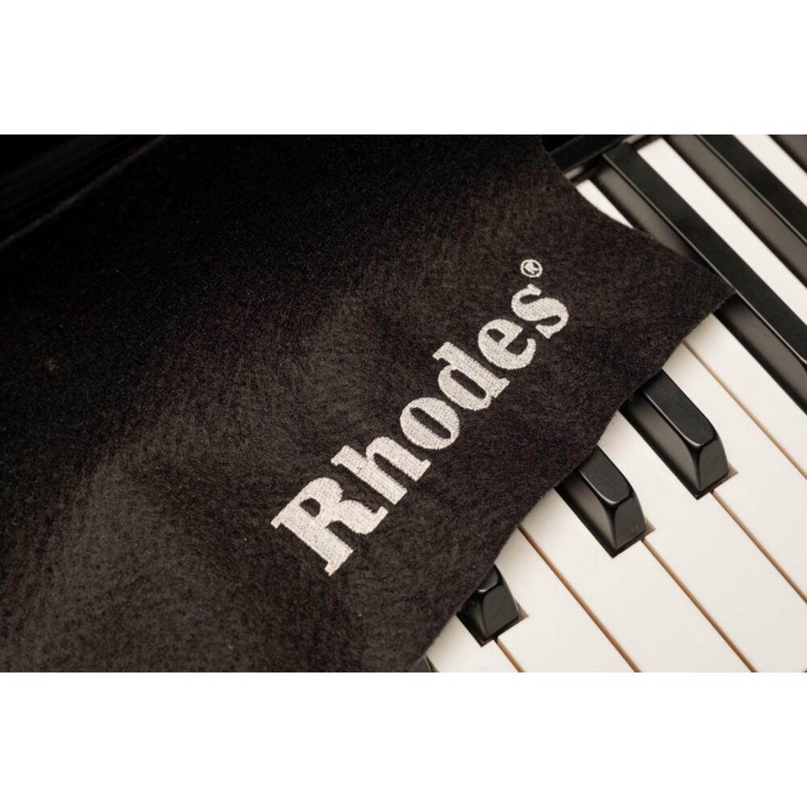 Rhodes Soft Key Cover - Gambar 3