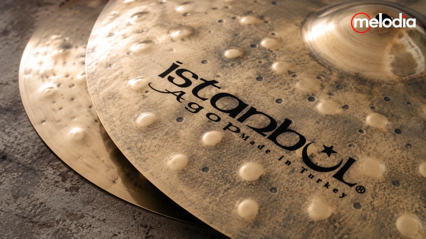 Istanbul Agop Xist Dry Dark Brilliant